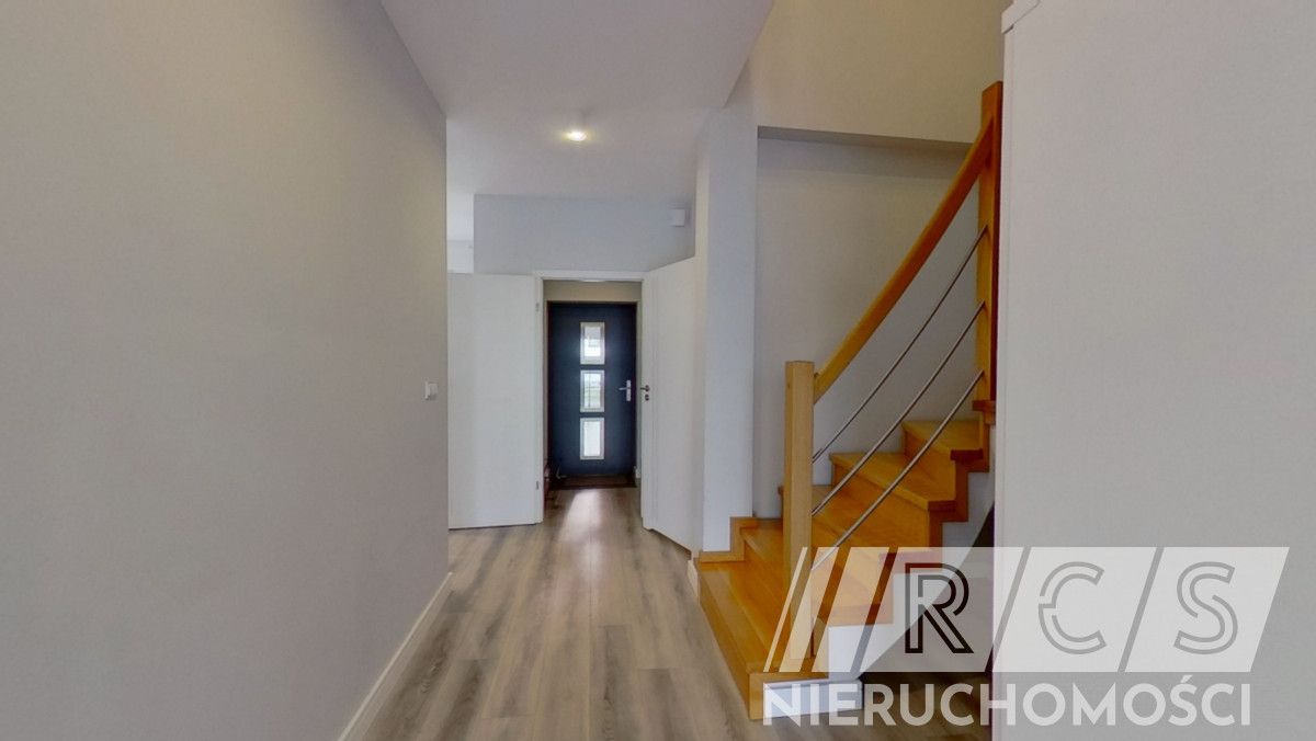 dom szeregowy, 5 pokoi Tyniec Mały. Zdjęcie 19