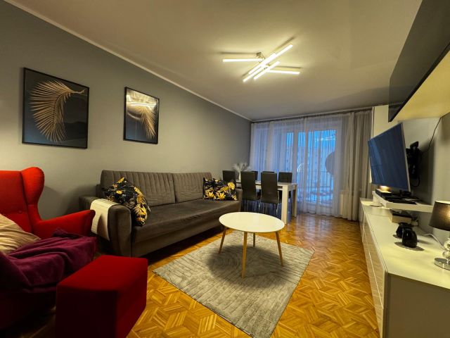 Mieszkanie 4-pokojowe Giżycko, Al.Wojska Polskiego. Zdjęcie 1