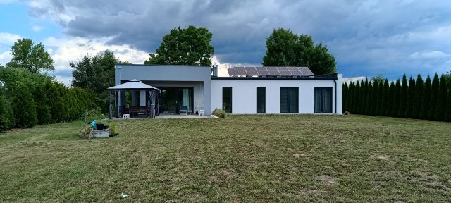 dom wolnostojący, 3 pokoje Franopol. Zdjęcie 1