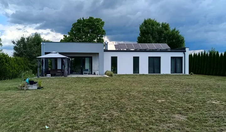 dom wolnostojący, 3 pokoje Franopol