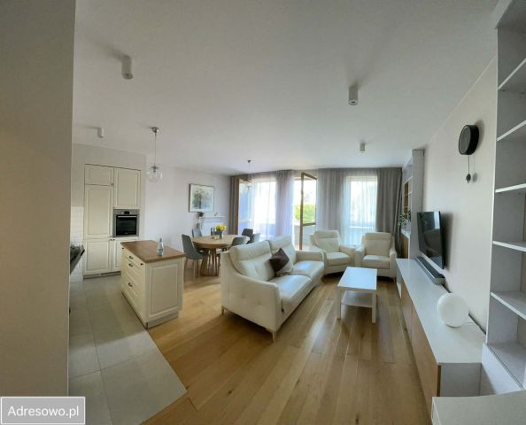 Mieszkanie 3-pokojowe Warszawa Włochy, ul. Obywatelska. Zdjęcie 1