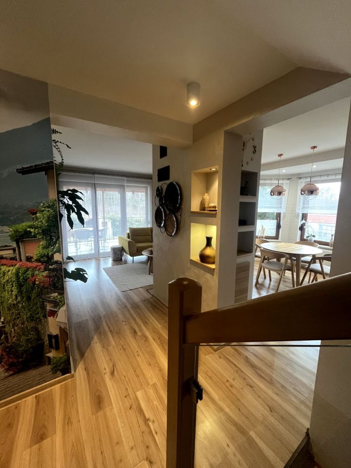 dom wolnostojący, 5 pokoi Gwizdanów. Zdjęcie 5