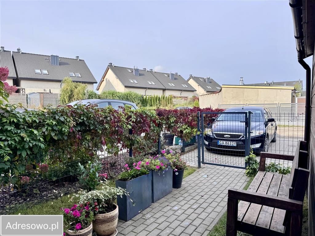 Mieszkanie 4-pokojowe Nowy Tuchom. Zdjęcie 9