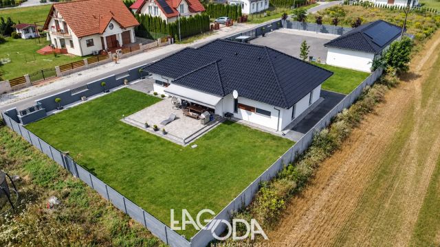 dom wolnostojący, 5 pokoi Kłodawa. Zdjęcie 5