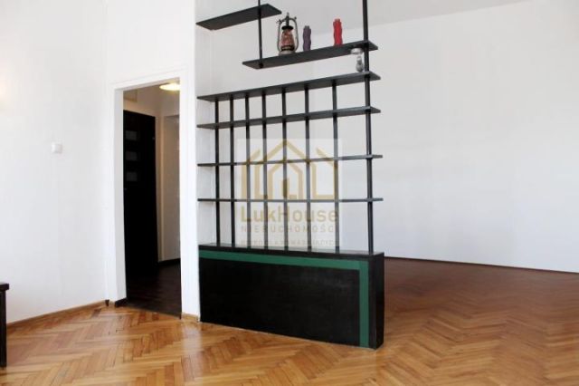 Mieszkanie 1-pokojowe Bytom Śródmieście. Zdjęcie 2