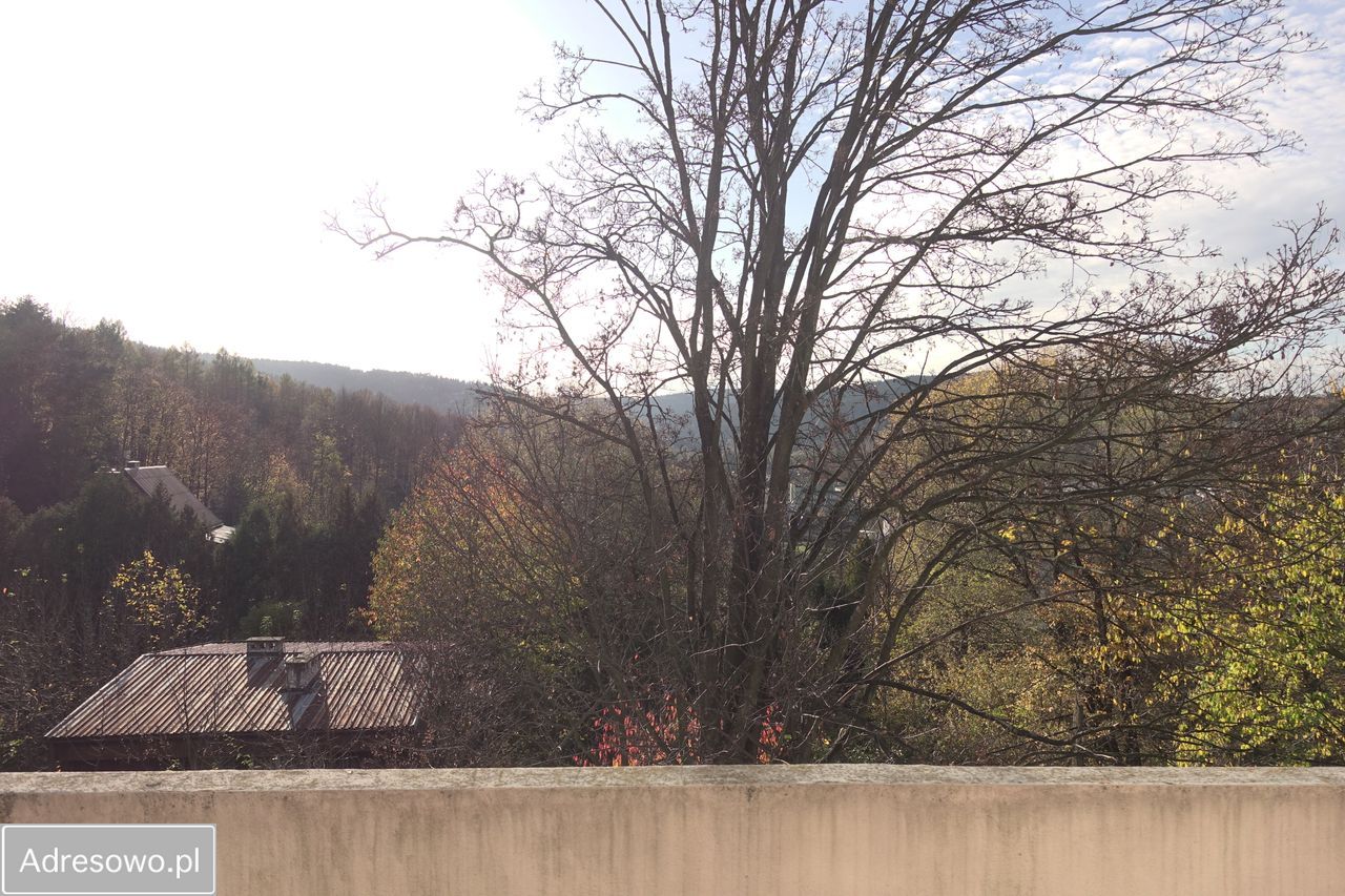 dom wolnostojący, 6 pokoi Myślenice Zarabie, ul. Modrzewiowa. Zdjęcie 3