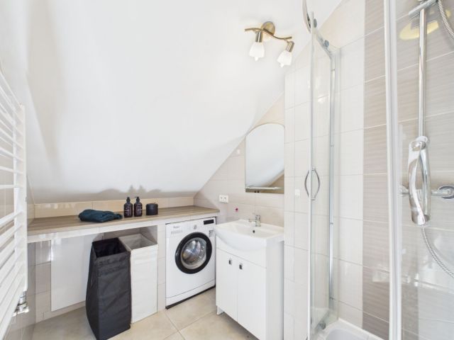 dom wolnostojący, 8 pokoi Nadarzyn, ul. Spokojna. Zdjęcie 2