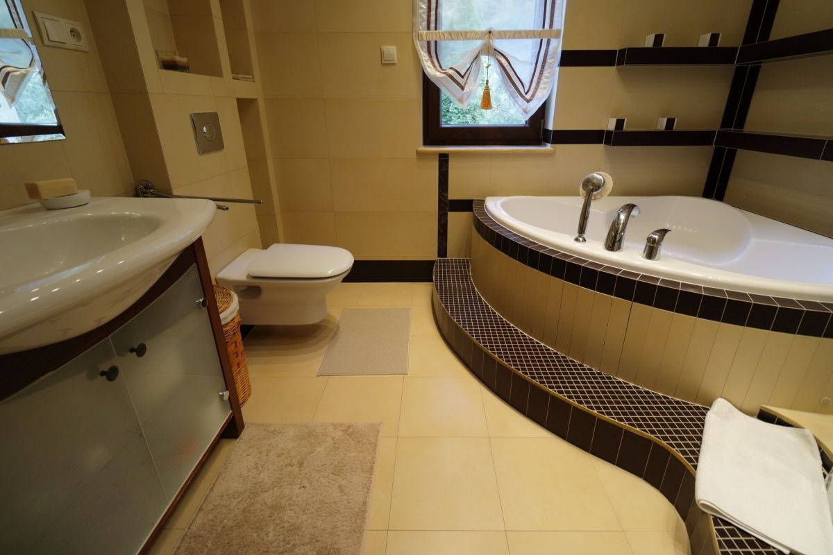 dom wolnostojący, 5 pokoi Wierzyce, os. pod Sosnami. Zdjęcie 15