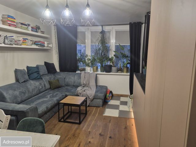 Mieszkanie 3-pokojowe Warszawa Sadyba, ul. Urle. Zdjęcie 1