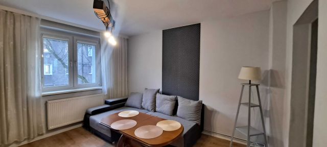 Mieszkanie 2-pokojowe Bytom Śródmieście, ul. Przemysłowa. Zdjęcie 1