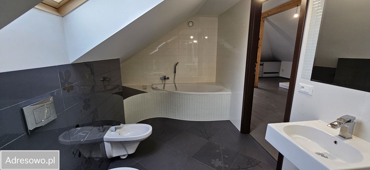 dom wolnostojący, 7 pokoi Górki Małe, ul. Sadowa. Zdjęcie 18