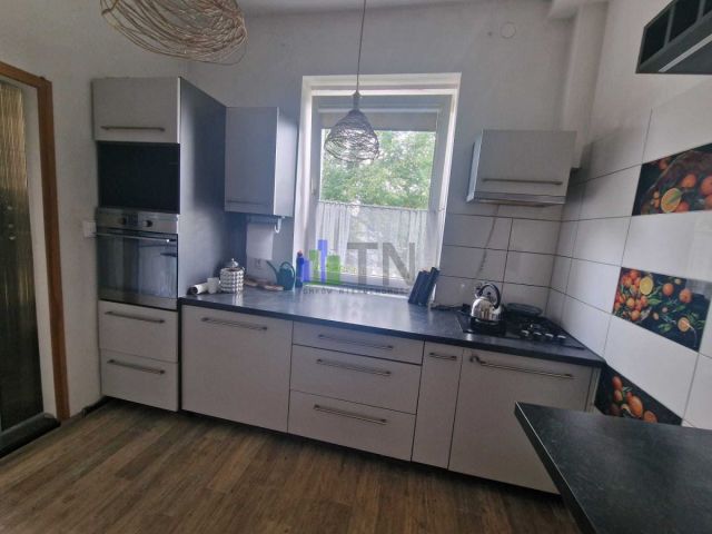 dom wolnostojący, 8 pokoi Jelcz-Laskowice. Zdjęcie 3