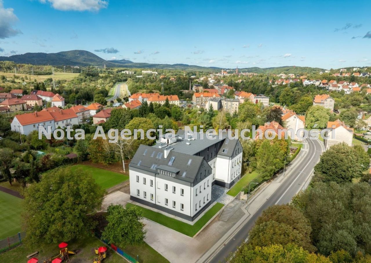 Mieszkanie 4-pokojowe Wałbrzych Podgórze, ul. Niepodległości. Zdjęcie 11