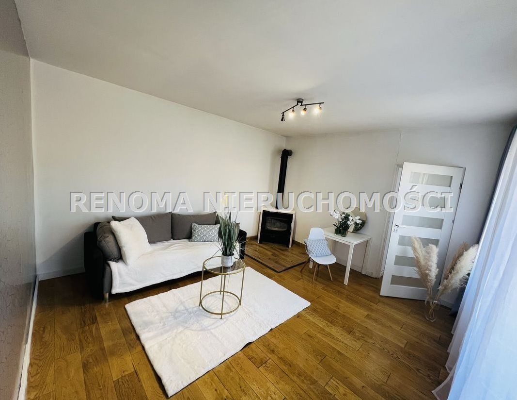 Mieszkanie 1-pokojowe Wałbrzych Biały Kamień. Zdjęcie 2