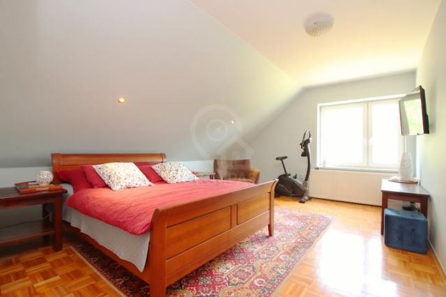 dom wolnostojący, 7 pokoi Mąkoszyce. Zdjęcie 12