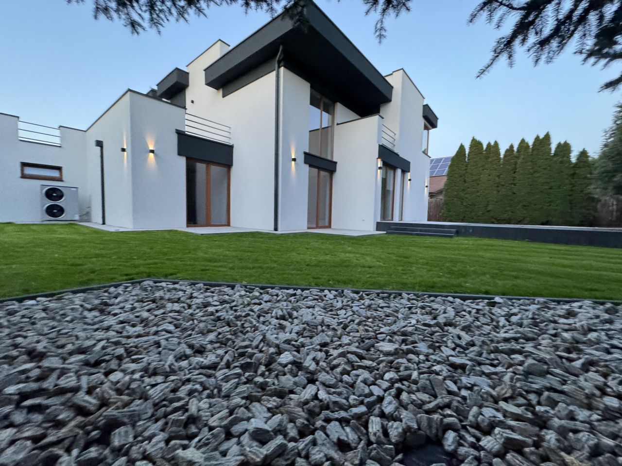 dom wolnostojący, 7 pokoi Warszawa Białołęka, ul. Juranda ze Spychowa. Zdjęcie 39