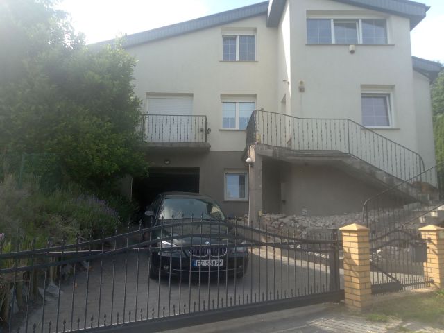 dom wolnostojący, 8 pokoi Świdnica, ul. Ogrodowa. Zdjęcie 1