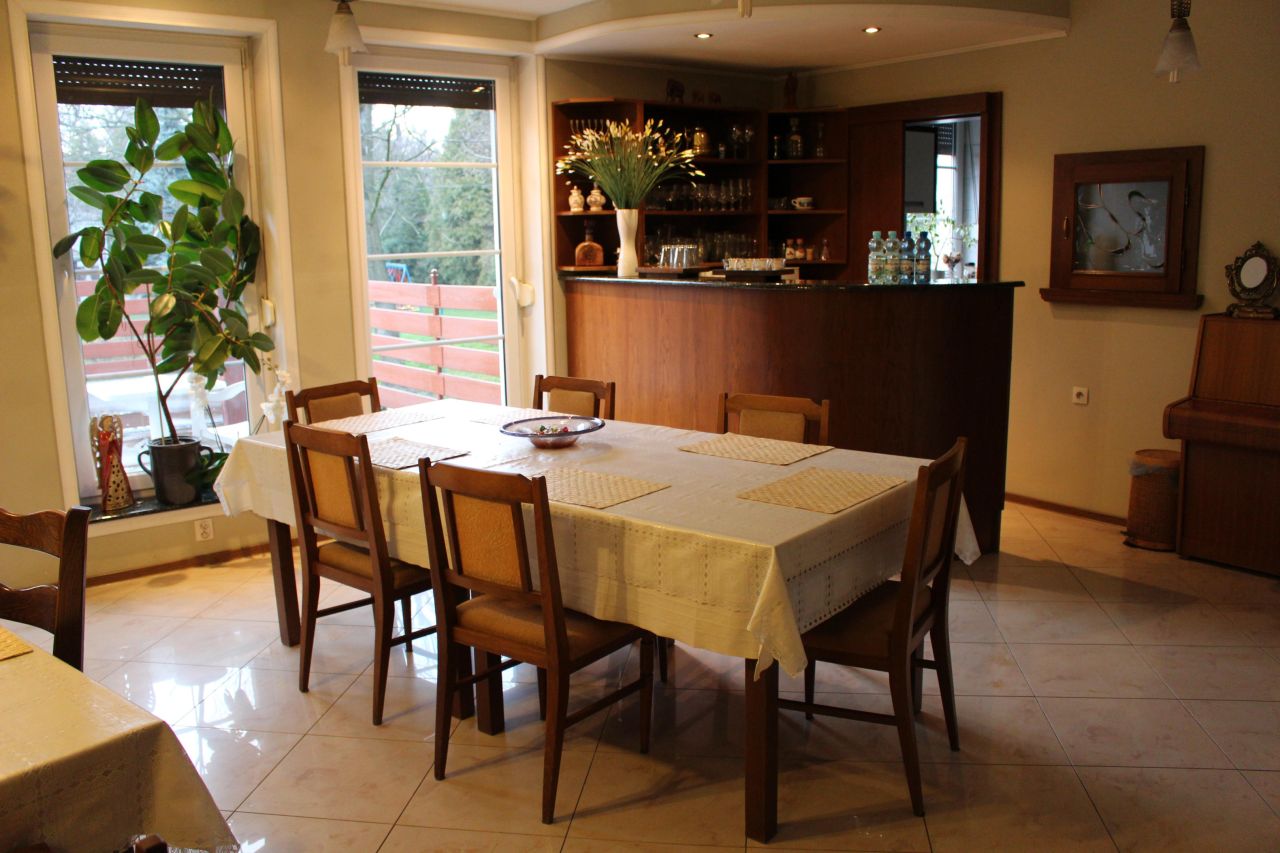 dom wolnostojący, 12 pokoi Wołczyn, ul. Dworcowa. Zdjęcie 3