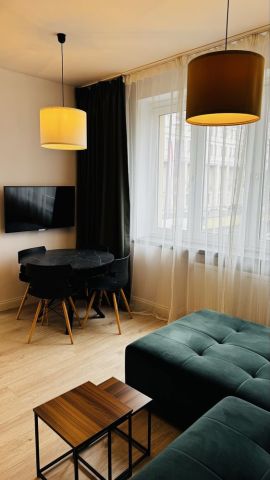 Mieszkanie 2-pokojowe Katowice Śródmieście, ul. Henryka Dąbrowskiego. Zdjęcie 1