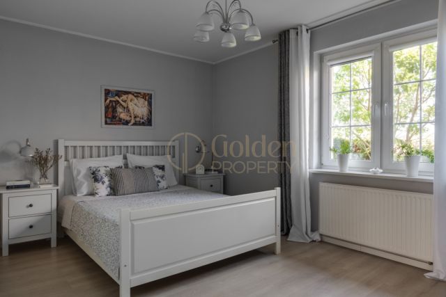 bliźniak, 15 pokoi Dębogórze. Zdjęcie 12