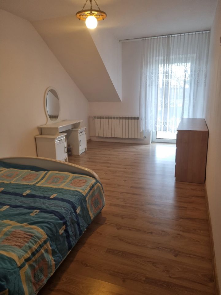 dom wolnostojący, 5 pokoi Nowe Brusno. Zdjęcie 13