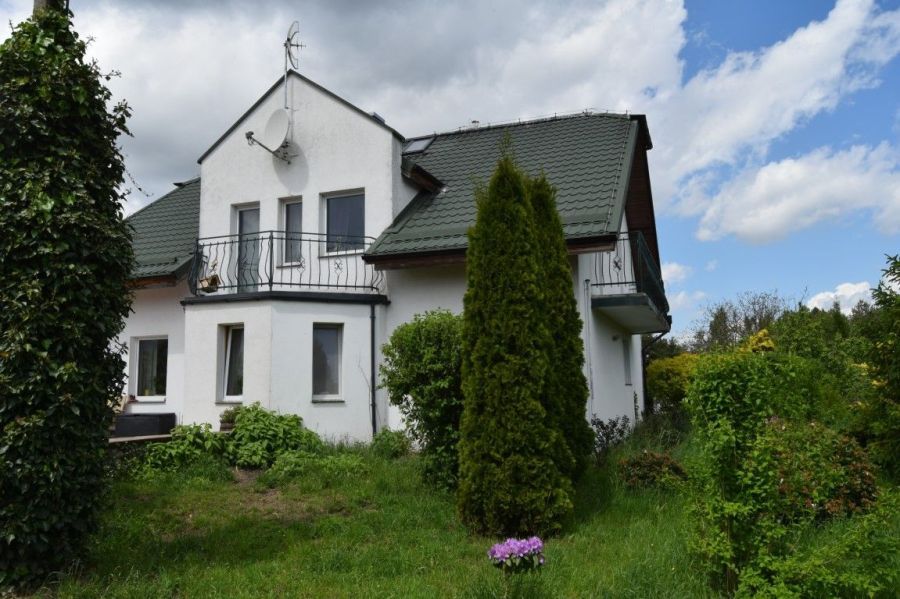 dom wolnostojący, 7 pokoi Sikorzyno. Zdjęcie 2