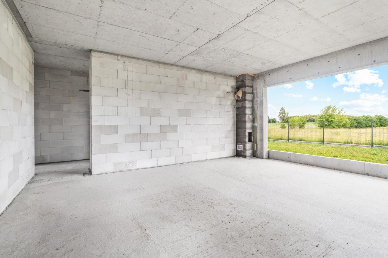 dom wolnostojący, 4 pokoje Komorowo, ul. Sadowa