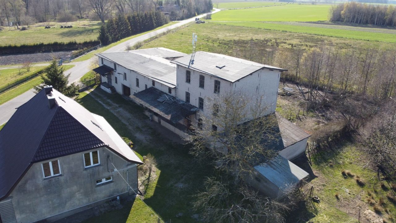 Nieruchomość komercyjna Wierzchocino. Zdjęcie 2