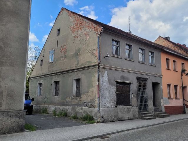 dom szeregowy Otyń, ul. Bolesława Chrobrego. Zdjęcie 1