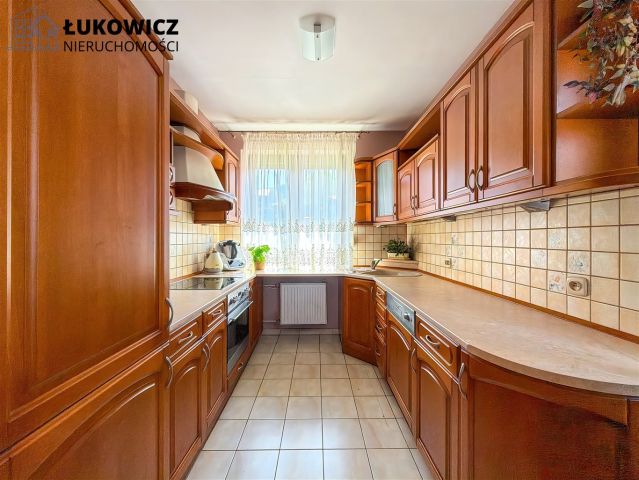 dom wolnostojący, 5 pokoi Kozy. Zdjęcie 3
