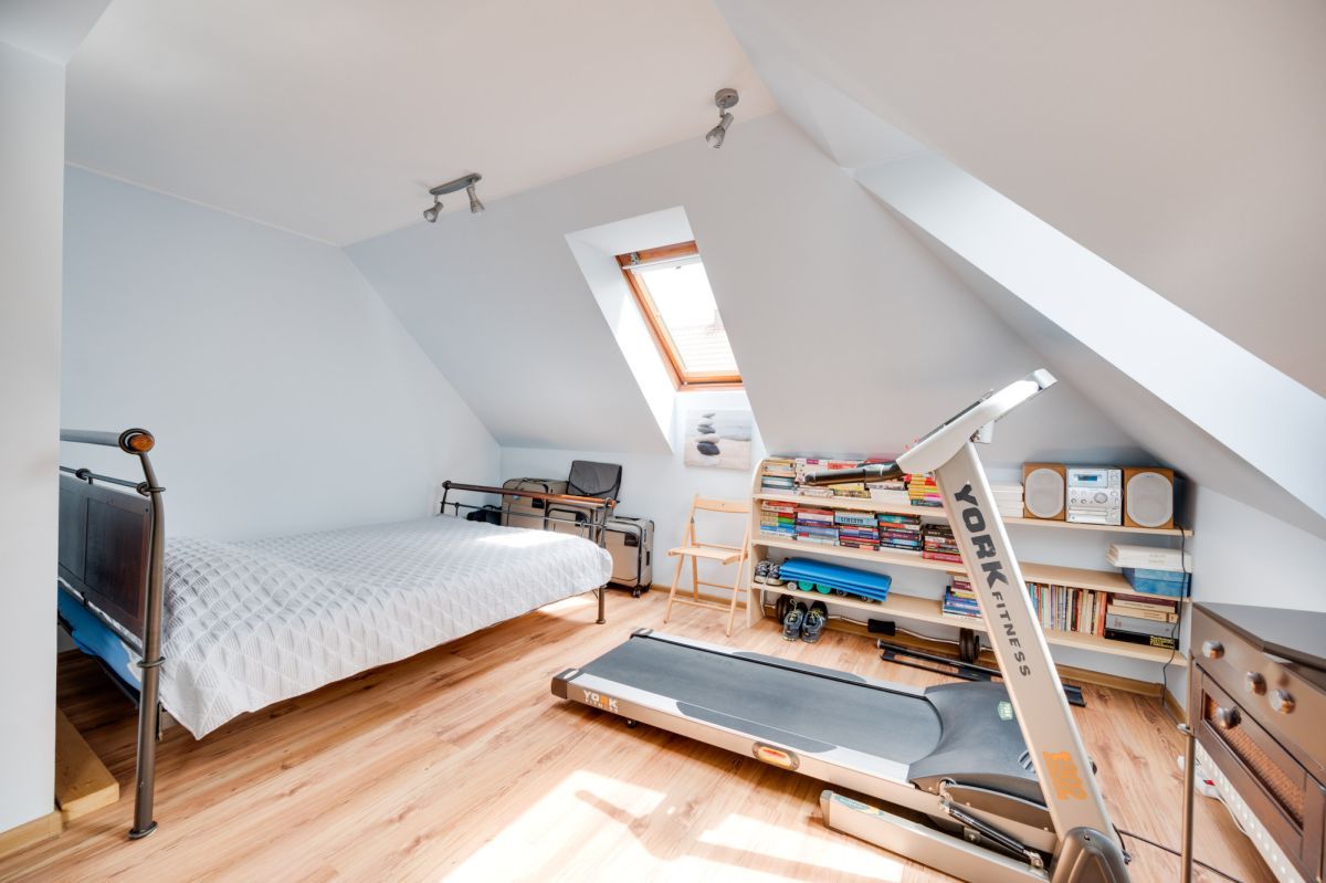 dom wolnostojący, 6 pokoi Rumia, ul. Kwiatowa. Zdjęcie 18