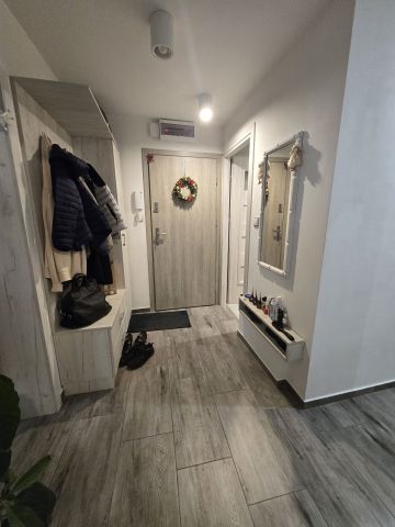 Mieszkanie 2-pokojowe Kęty, os. kard. Stefana Wyszyńskiego. Zdjęcie 1