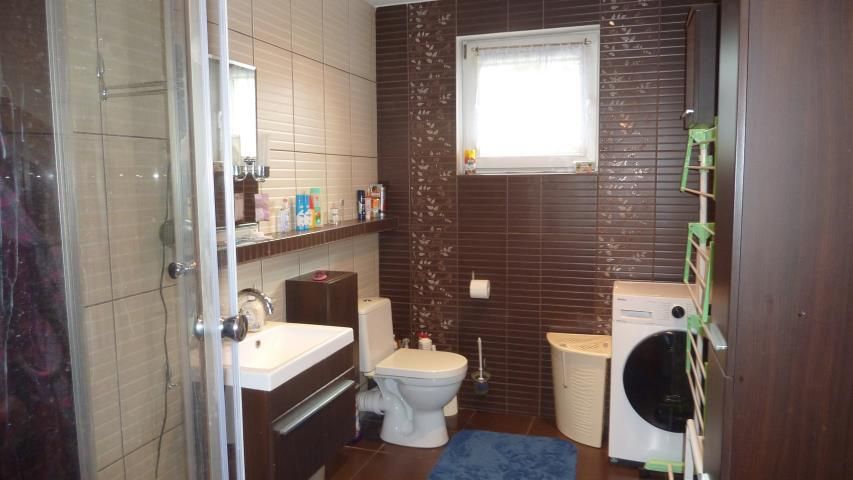 dom wolnostojący, 8 pokoi Legionowo. Zdjęcie 8