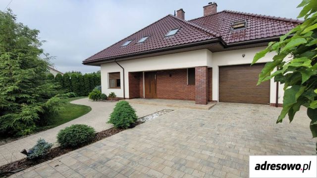 dom wolnostojący Poniatów. Zdjęcie 1