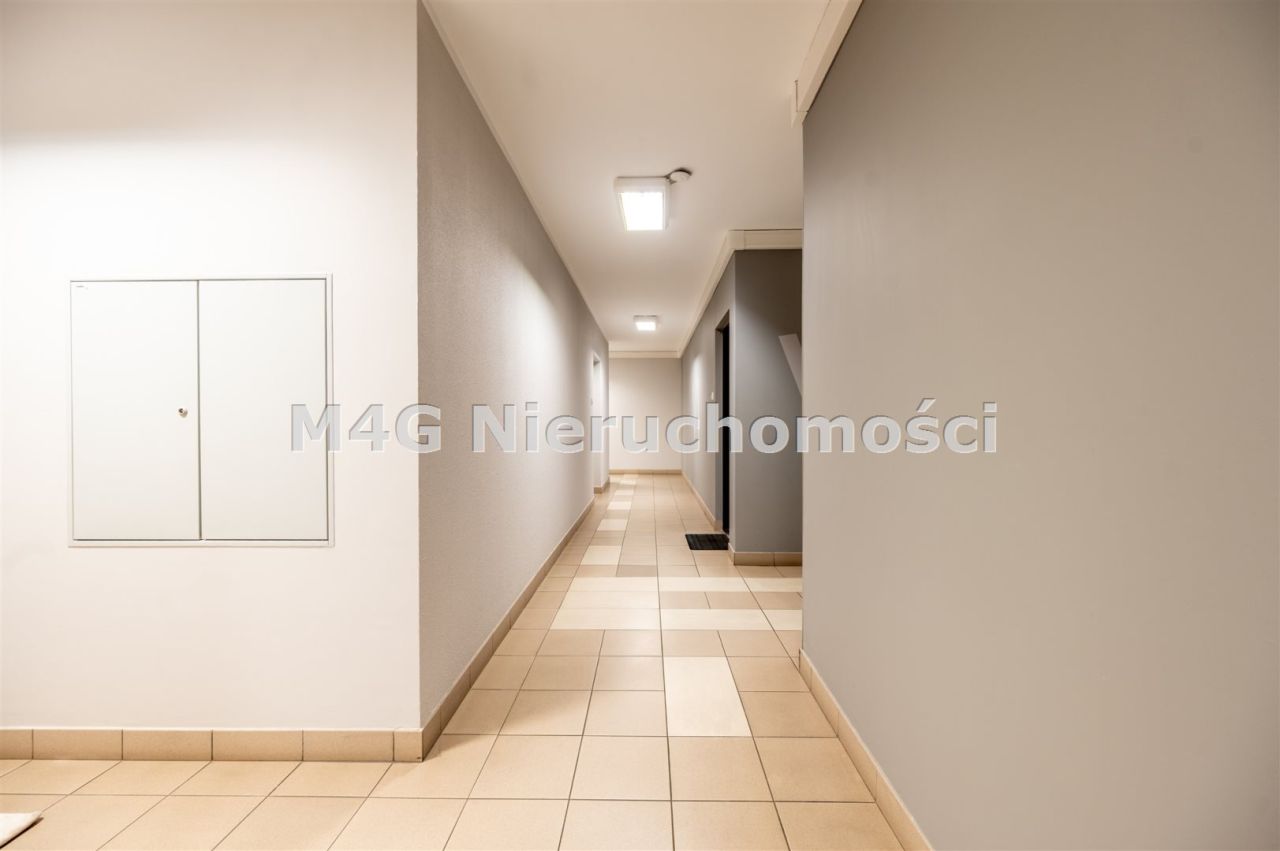 Mieszkanie 3-pokojowe Gdynia Redłowo. Zdjęcie 23