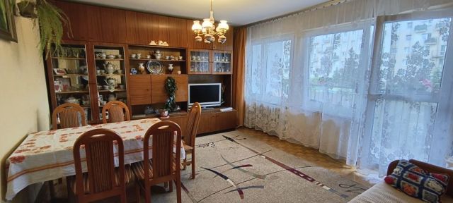 Mieszkanie 4-pokojowe Wrocław Psie Pole, ul. Piotra Czajkowskiego. Zdjęcie 1