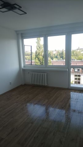 Mieszkanie 2-pokojowe Łódź Widzew, ul. Urzędnicza. Zdjęcie 1