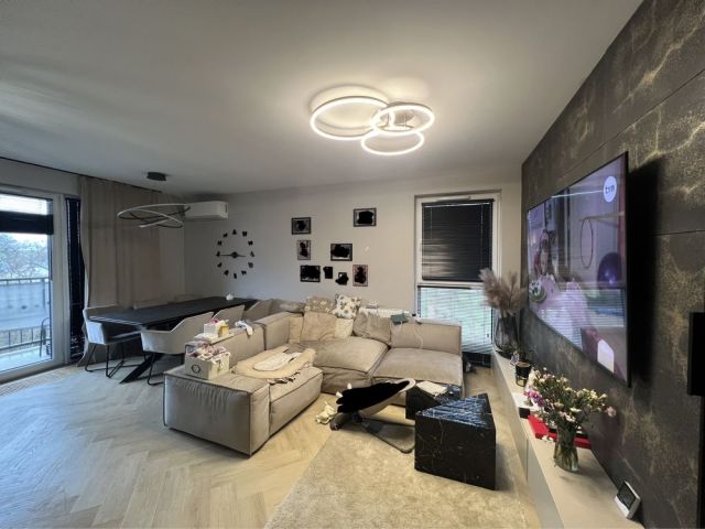 Mieszkanie 3-pokojowe Żyrardów, ul. Bielnikowa. Zdjęcie 1