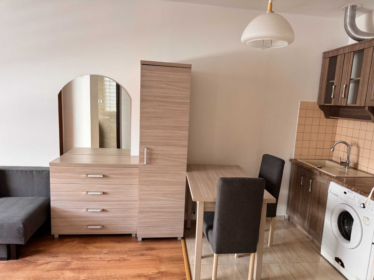 Mieszkanie 1-pokojowe Oława. Zdjęcie 3