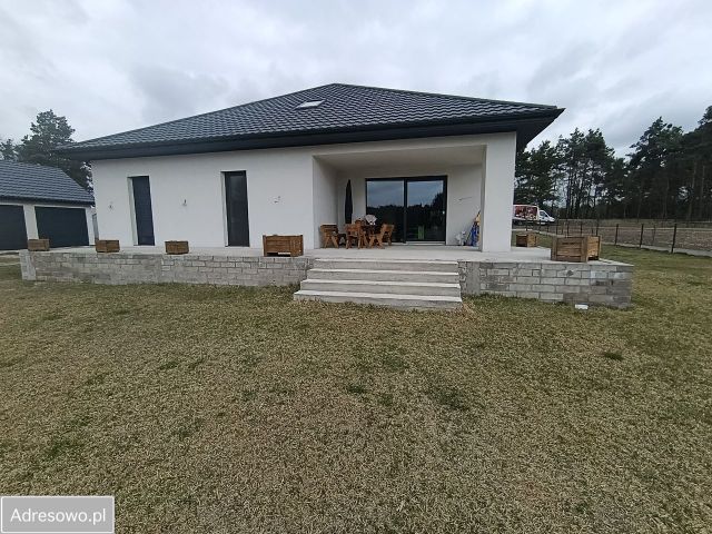 dom wolnostojący, 3 pokoje Zamęty. Zdjęcie 1