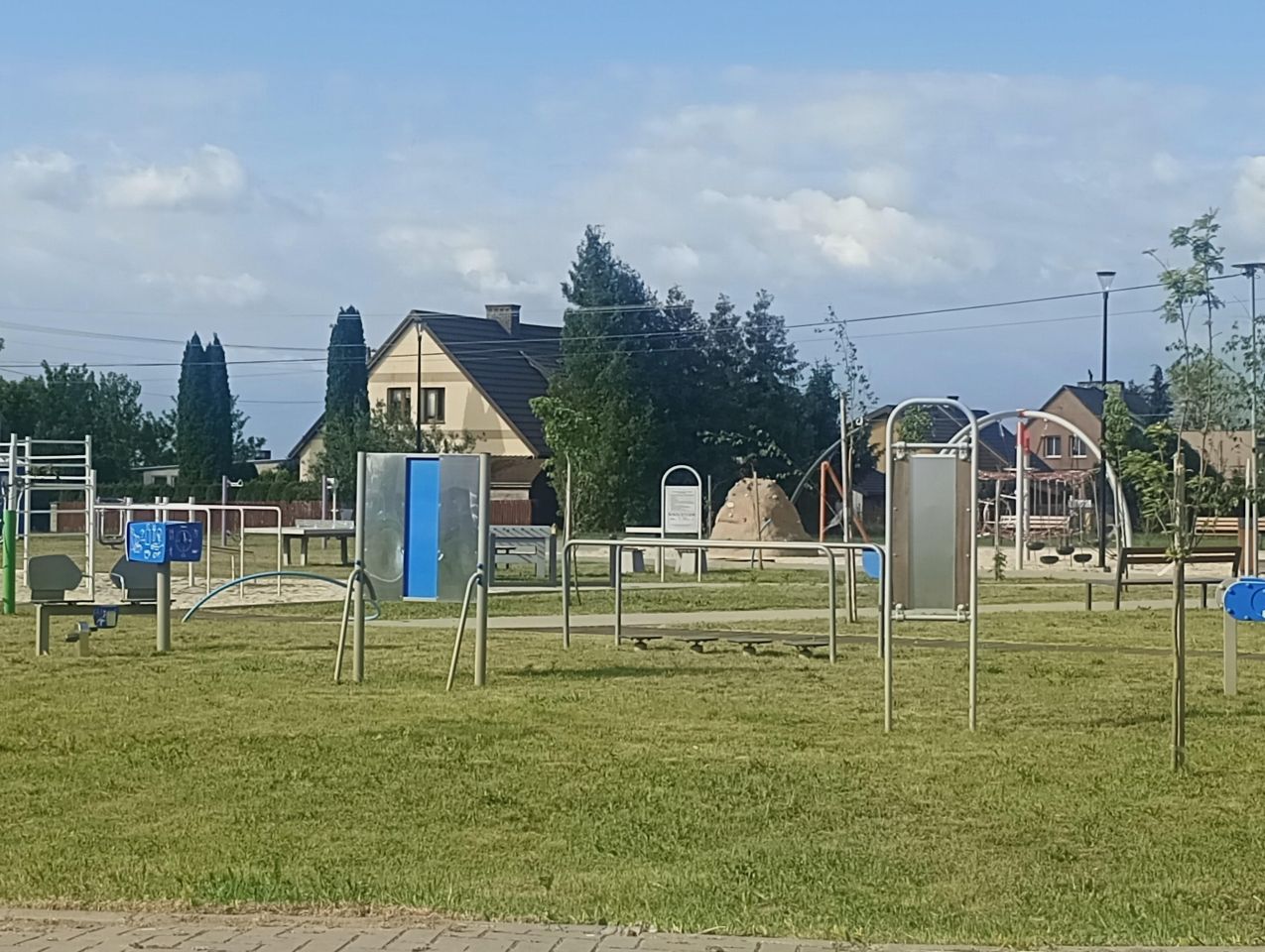 Mieszkanie 4-pokojowe Przytoczno. Zdjęcie 4