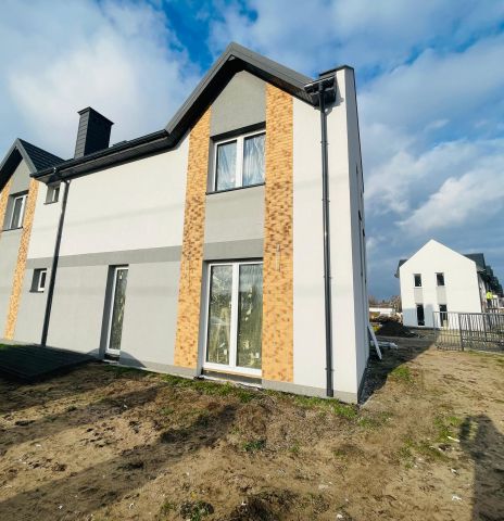 dom szeregowy, 5 pokoi Krzewina. Zdjęcie 7