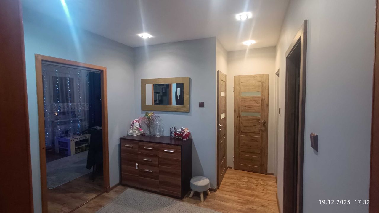 Mieszkanie 3-pokojowe Bełchatów Przytorze, ul. Cypriana Kamila Norwida. Zdjęcie 6