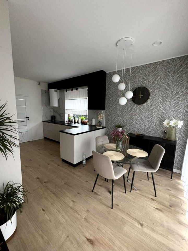 dom wolnostojący, 5 pokoi Brzezia Łąka, ul. Spokojna. Zdjęcie 4