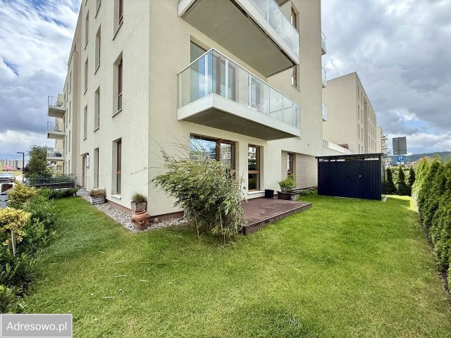 Mieszkanie 3-pokojowe Rumia, ul. Jeziorna. Zdjęcie 1