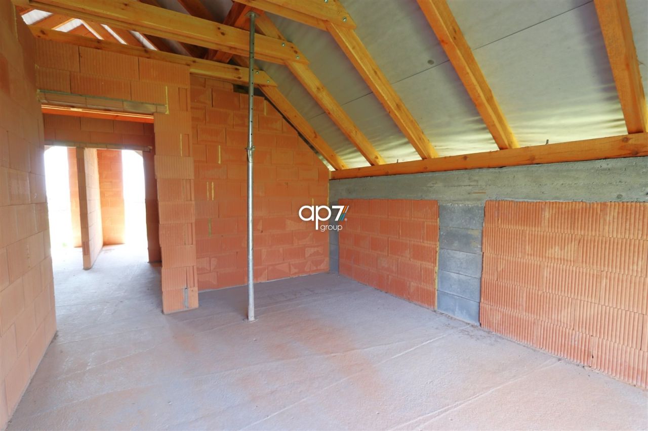 dom wolnostojący, 5 pokoi Kozierów. Zdjęcie 9