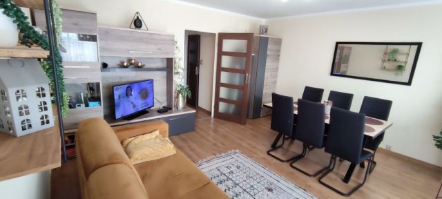 Mieszkanie 2-pokojowe Kamienna Góra, ul. Tkaczy Śląskich. Zdjęcie 1