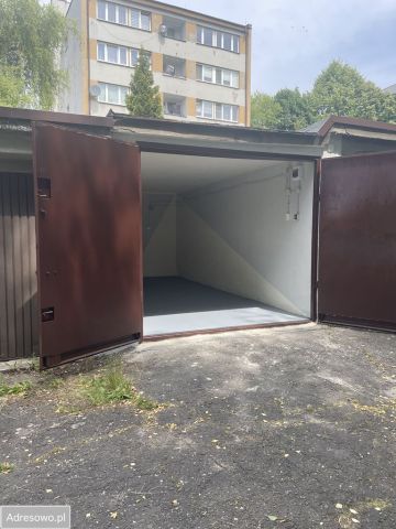 Garaż/miejsce parkingowe Bielsko-Biała Złote Łany, ul. Joachima Lelewela. Zdjęcie 1