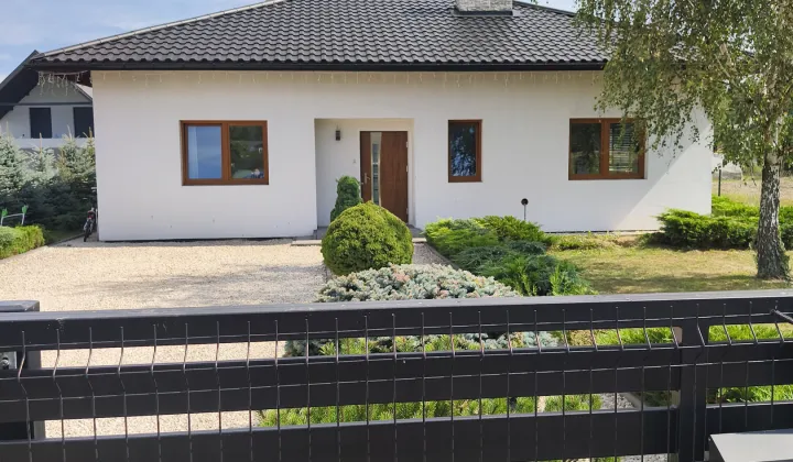 dom wolnostojący, 4 pokoje Stobierna, Stobierna