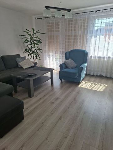 Mieszkanie 3-pokojowe Bytom Miechowice, ul. Alojzego Felińskiego. Zdjęcie 1